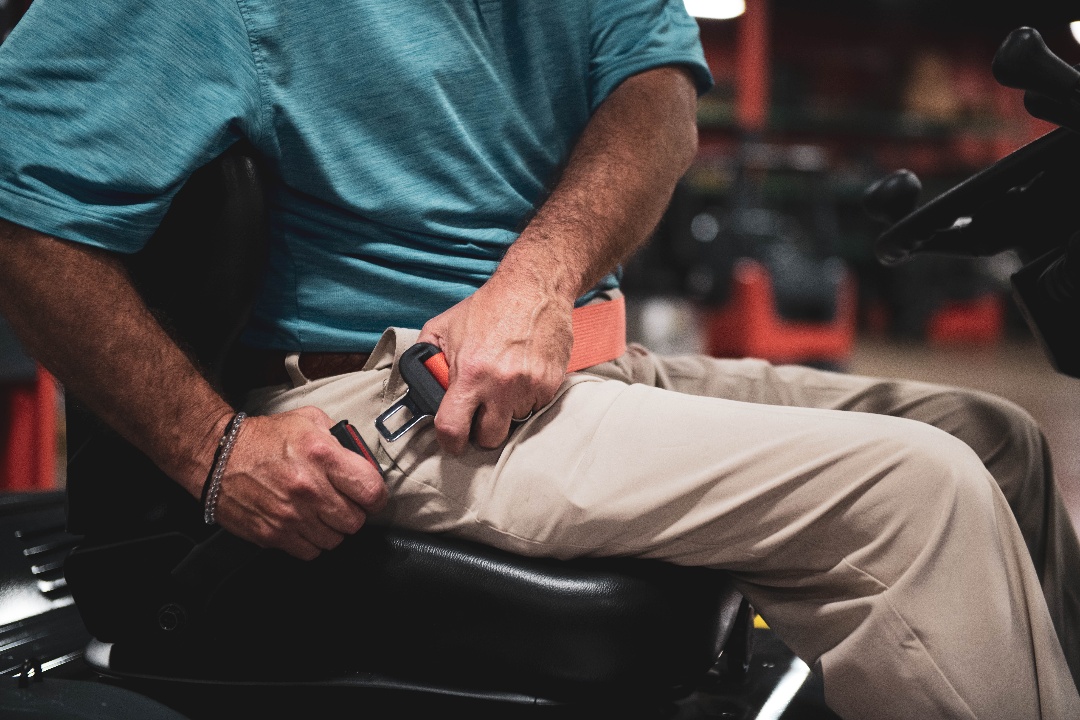 Forklift Safety - Forklift Drivers: Fasten Your Seat Belts!!