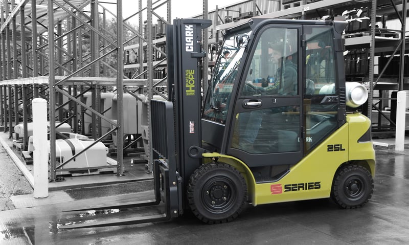 Clark Forklift S20-32 IC Series