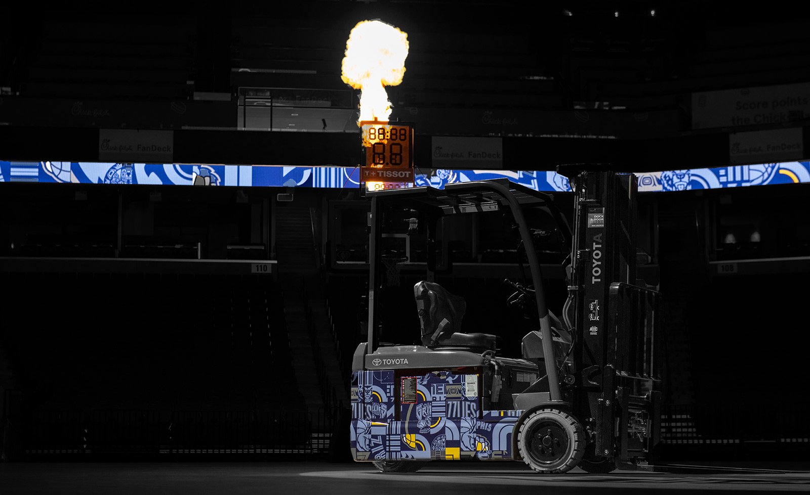 The Grizz with fire on court