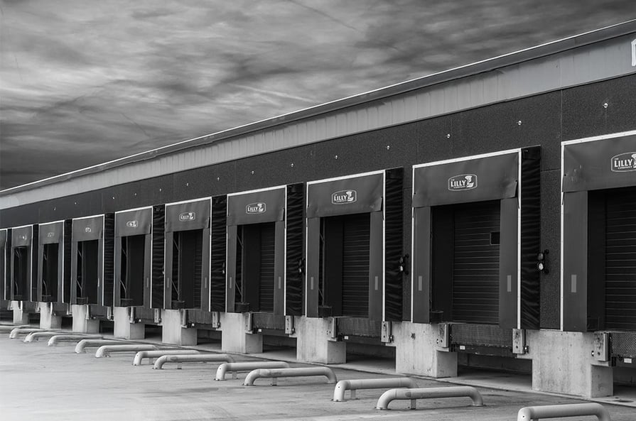 Dock_and_Door_Lilly