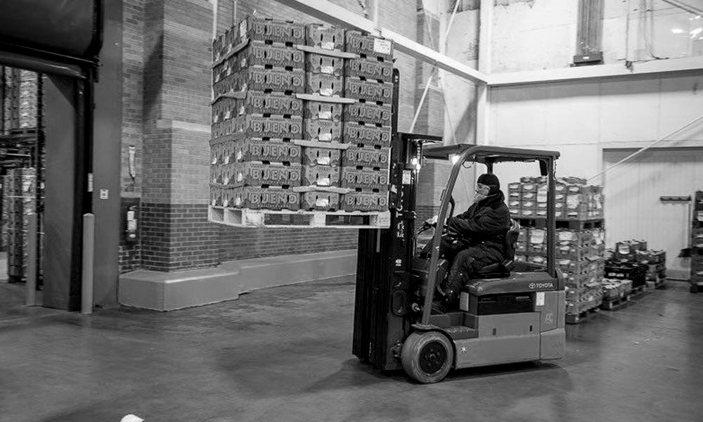 Toyota Electric Forklift Provide Cleaner Air