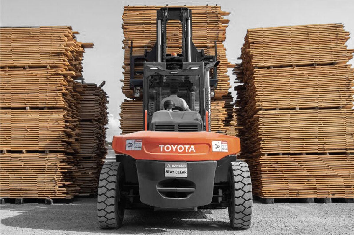 High-Capacity Mid IC Pneumatic Forklift