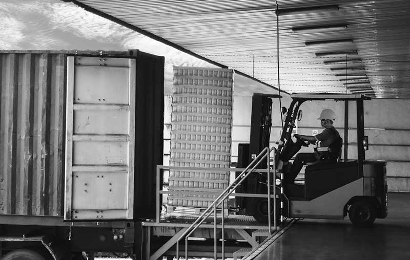 LillyCo Loading Dock Solutions