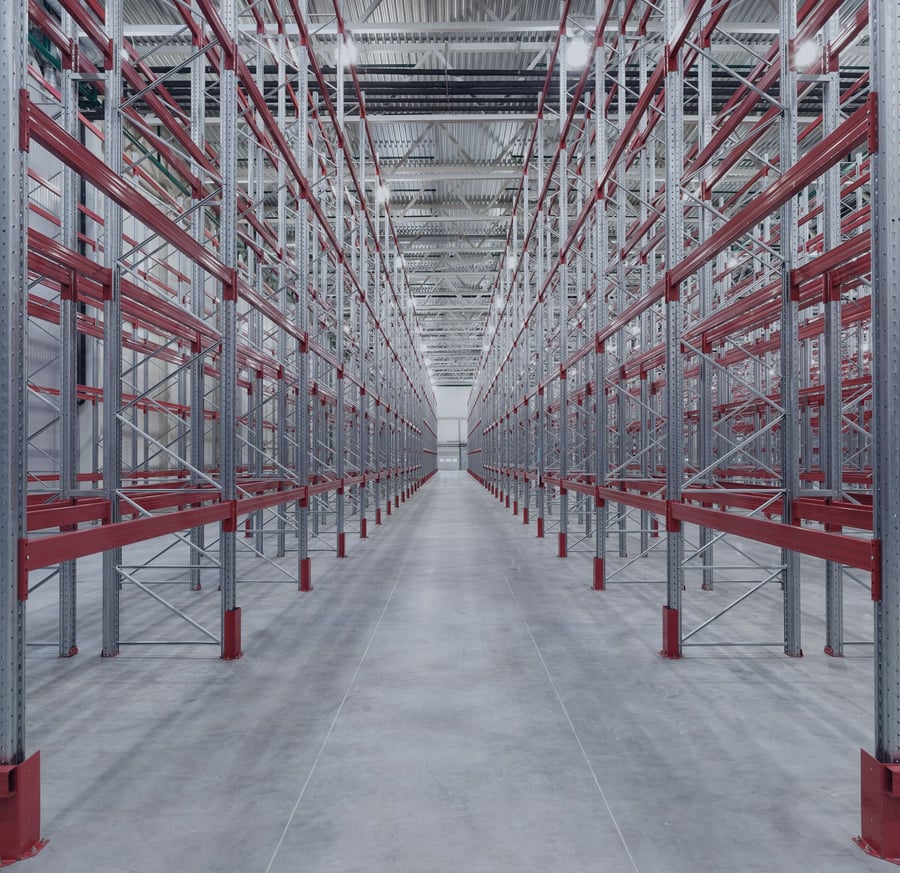Pallet Rack System in Warehouse
