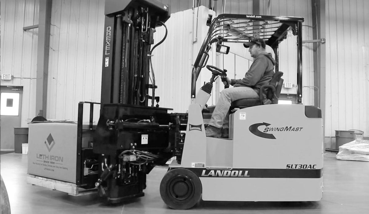 Swing Mast Forklifts