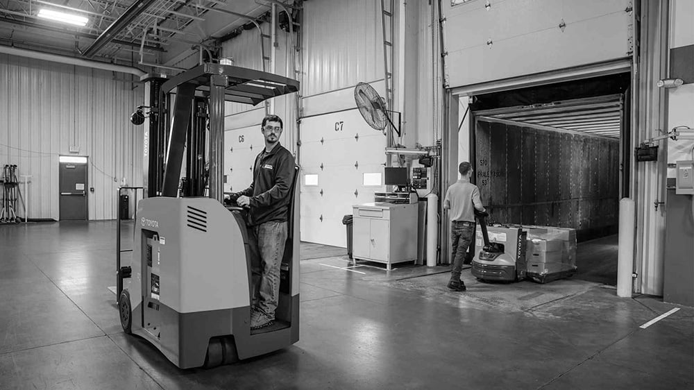 Stand-Up Rider Forklift