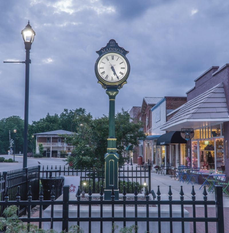 City of Madison, Alabama: Street Clock