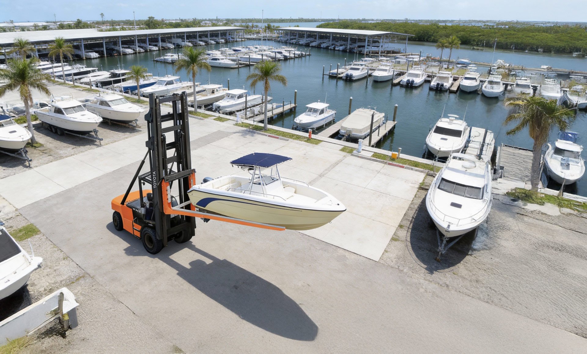 Toyota High-Capacity Marina Forklift