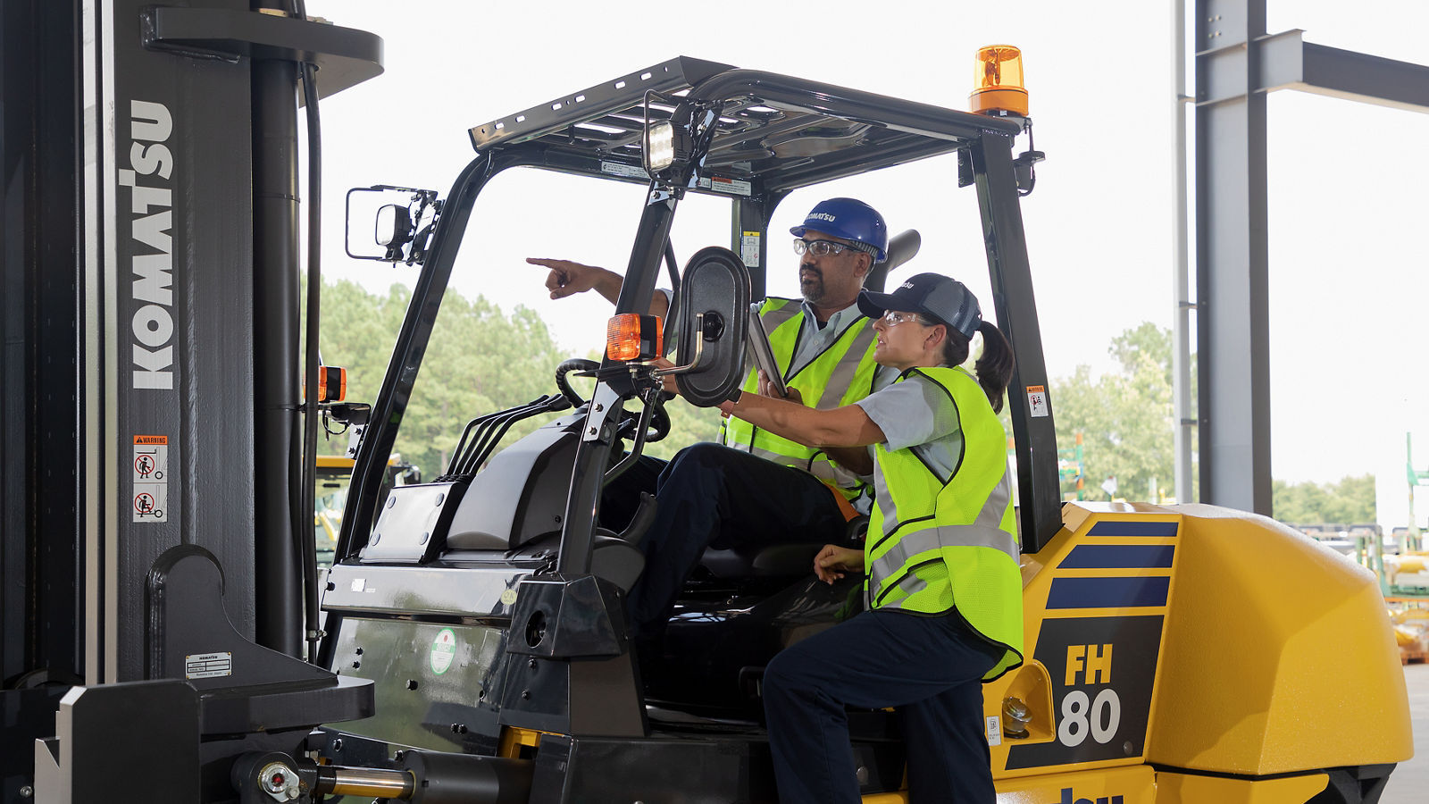 Komatsu_Forklifts