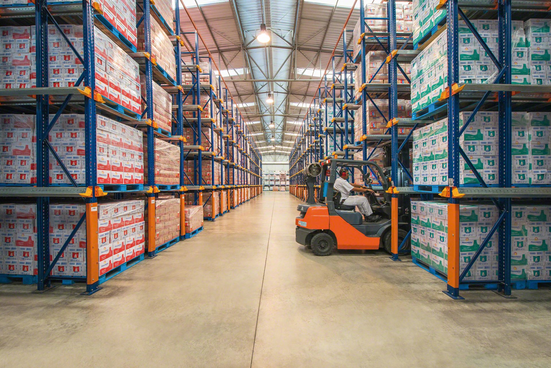 Drive Through Pallet Racking at The Lilly Company