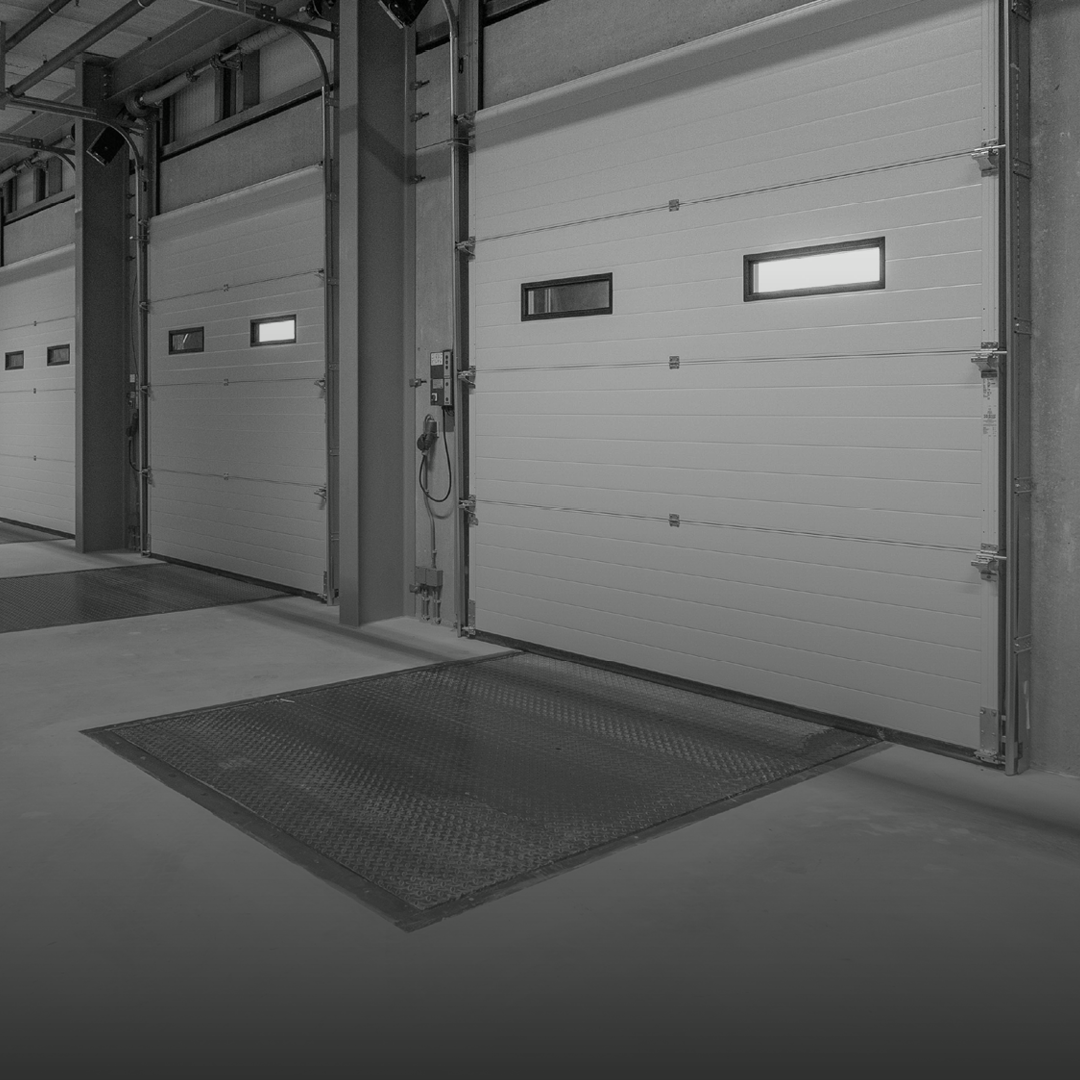 DOCK PLATE VS. PIT LEVELER — WHAT’S THE BEST OPTION_3